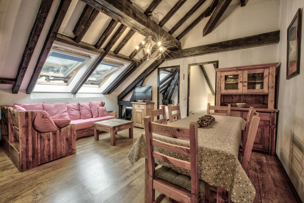Top Floor Apartment Mansard - Central Chamonix Mont Blanc Haven Ngoại thất bức ảnh